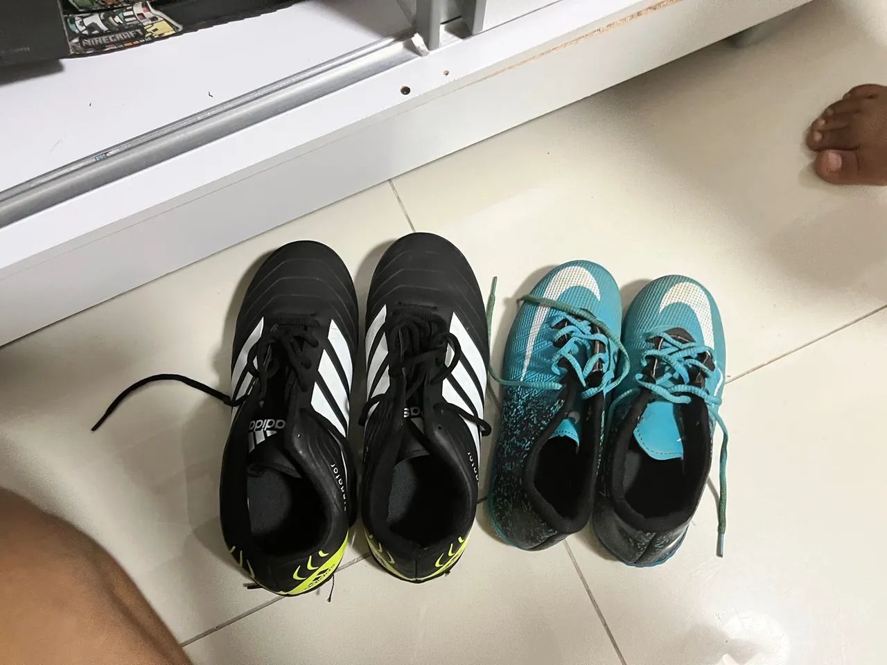 Chuteiras Adidas Predator - Tamanho 38 e 33 - Foto 3