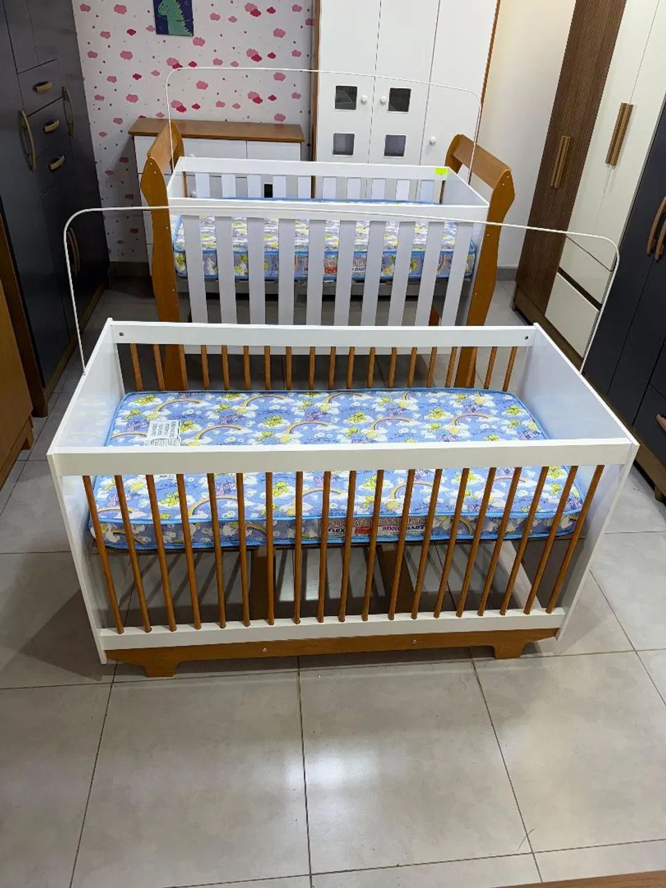 Berço que vira mini cama