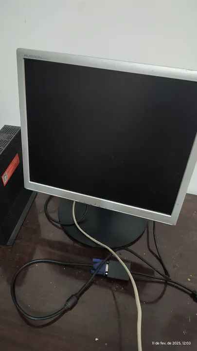 Monitor LCD 17 polegadas