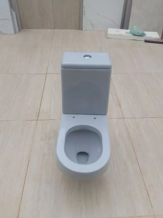 Vaso sanitário Deca, modelo Carrara alto padrão nunca foi usado se encontra em águas - Foto 6