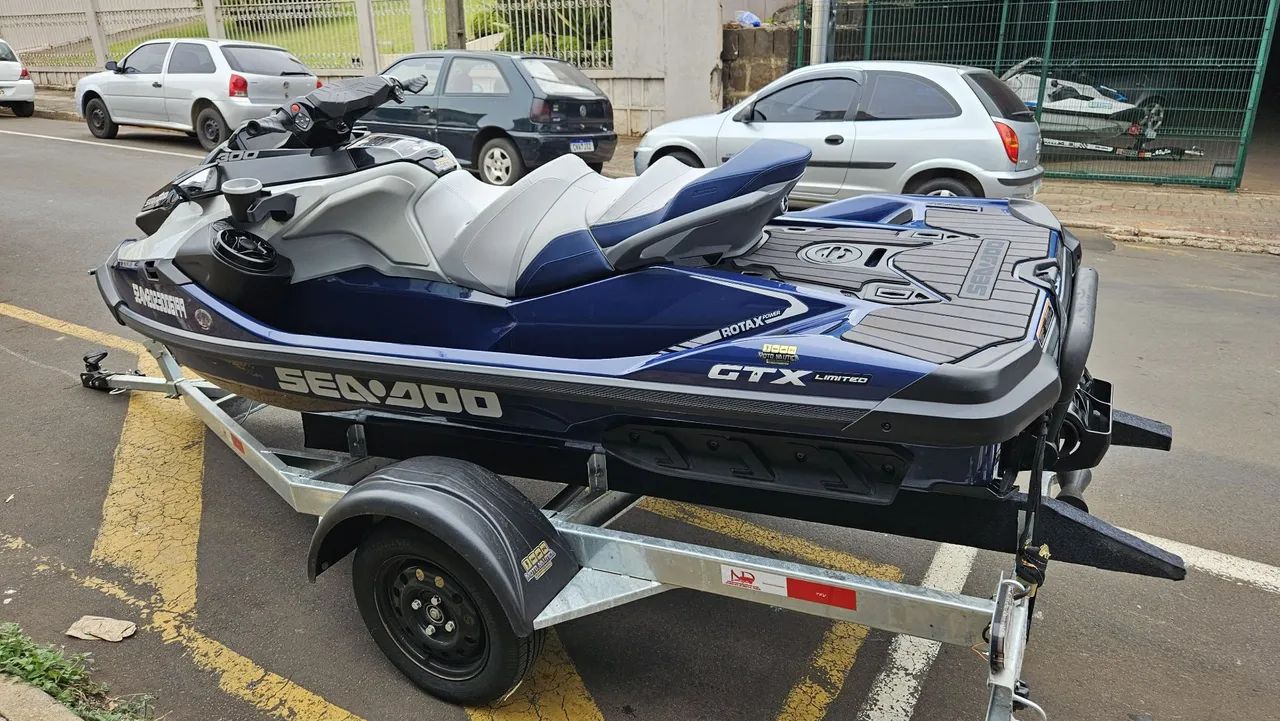 Jet Ski Sea-Doo GTX Limited 2023 - Foto 6
