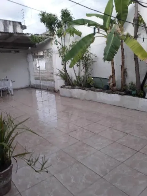 CASA+KITNETS MOBILIADOS NA CAXANGÁ