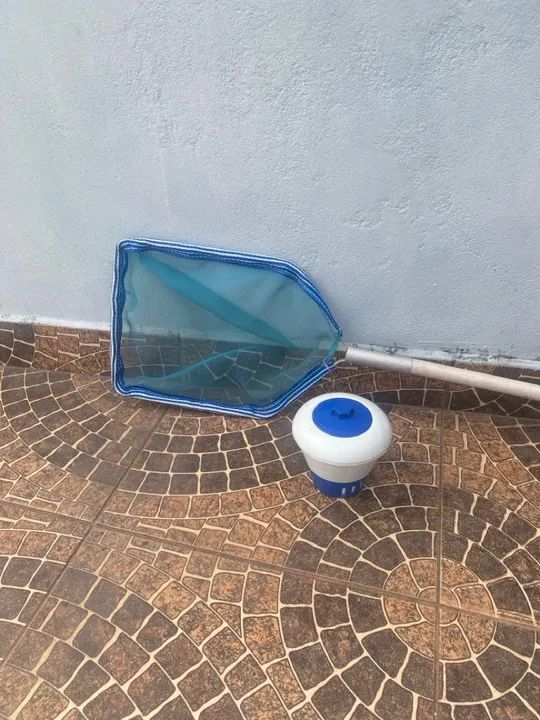 Rede e flutuante para piscina 