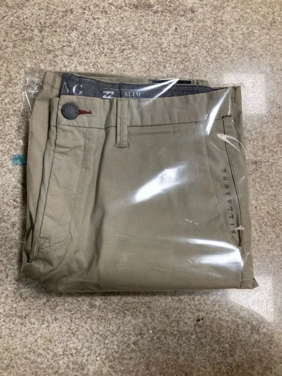 Bermuda de Sarja Masculina Billabong Slim Bege - Foto 4