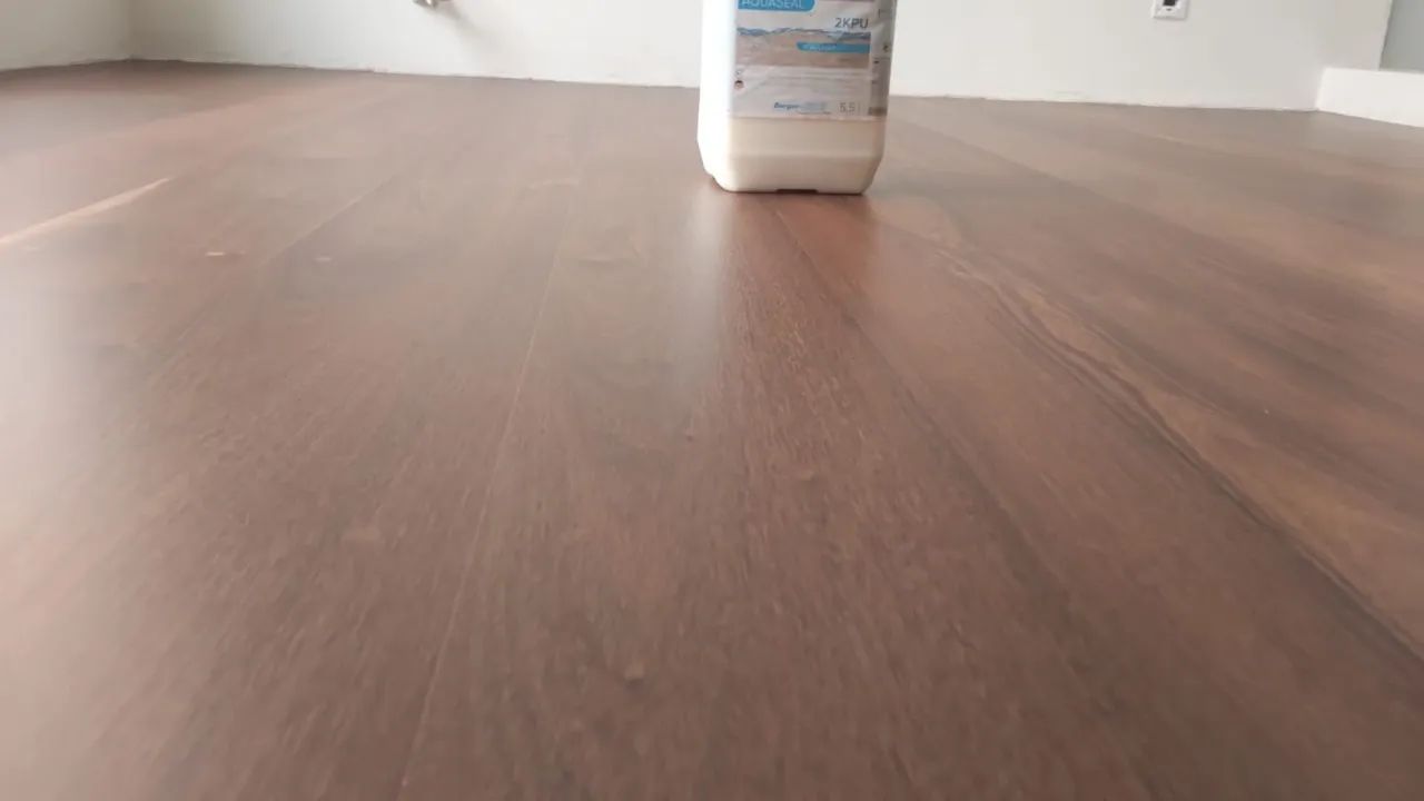 Manutenção em madeiras.