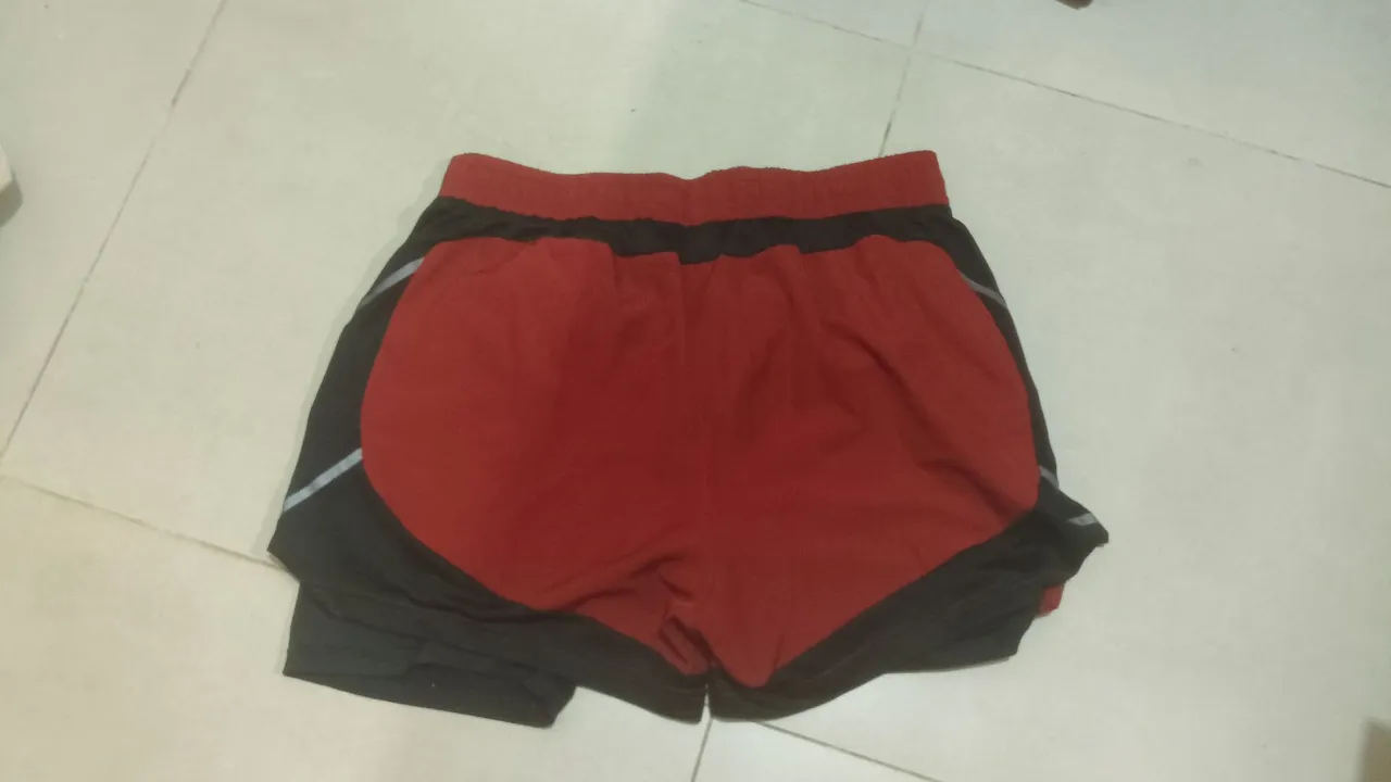 Shorts de corrida esportivo