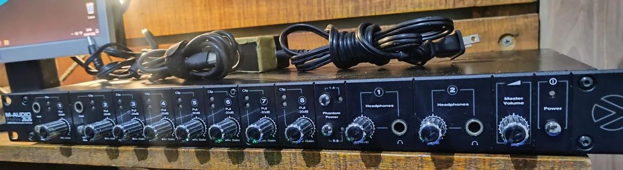 Interface de áudio M-Audio Profire 2626