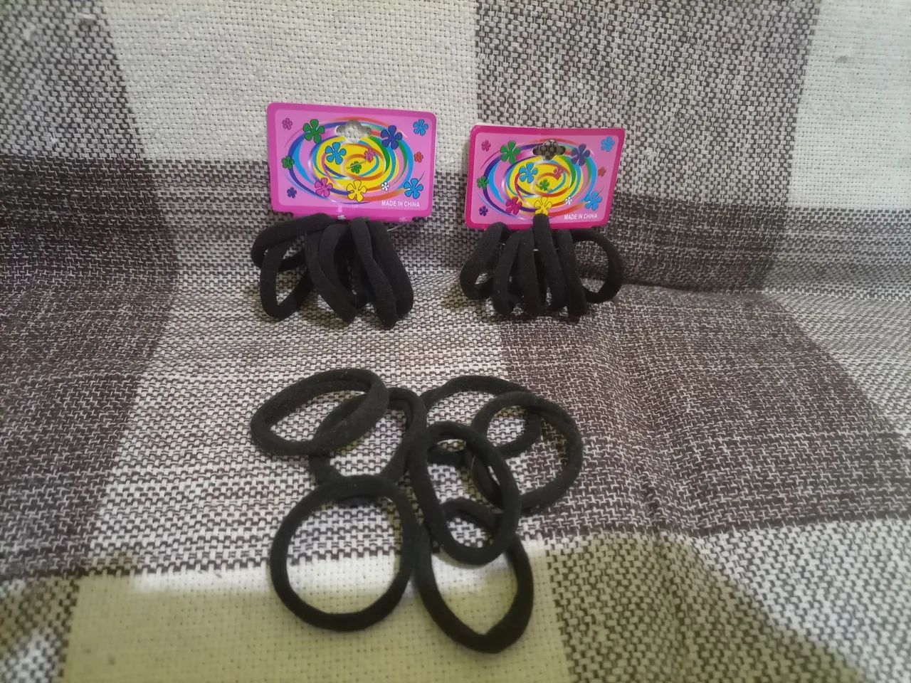 Elásticos de cabelo pretos - Pacote com 6 10