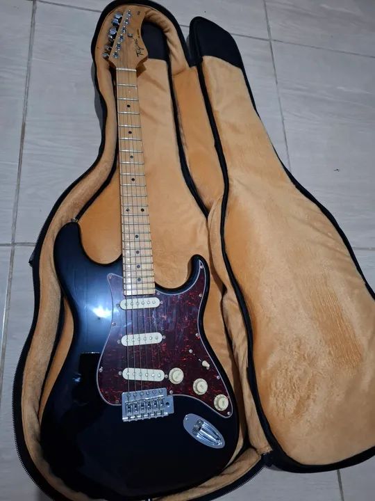 Guitarra Tagima TW 530