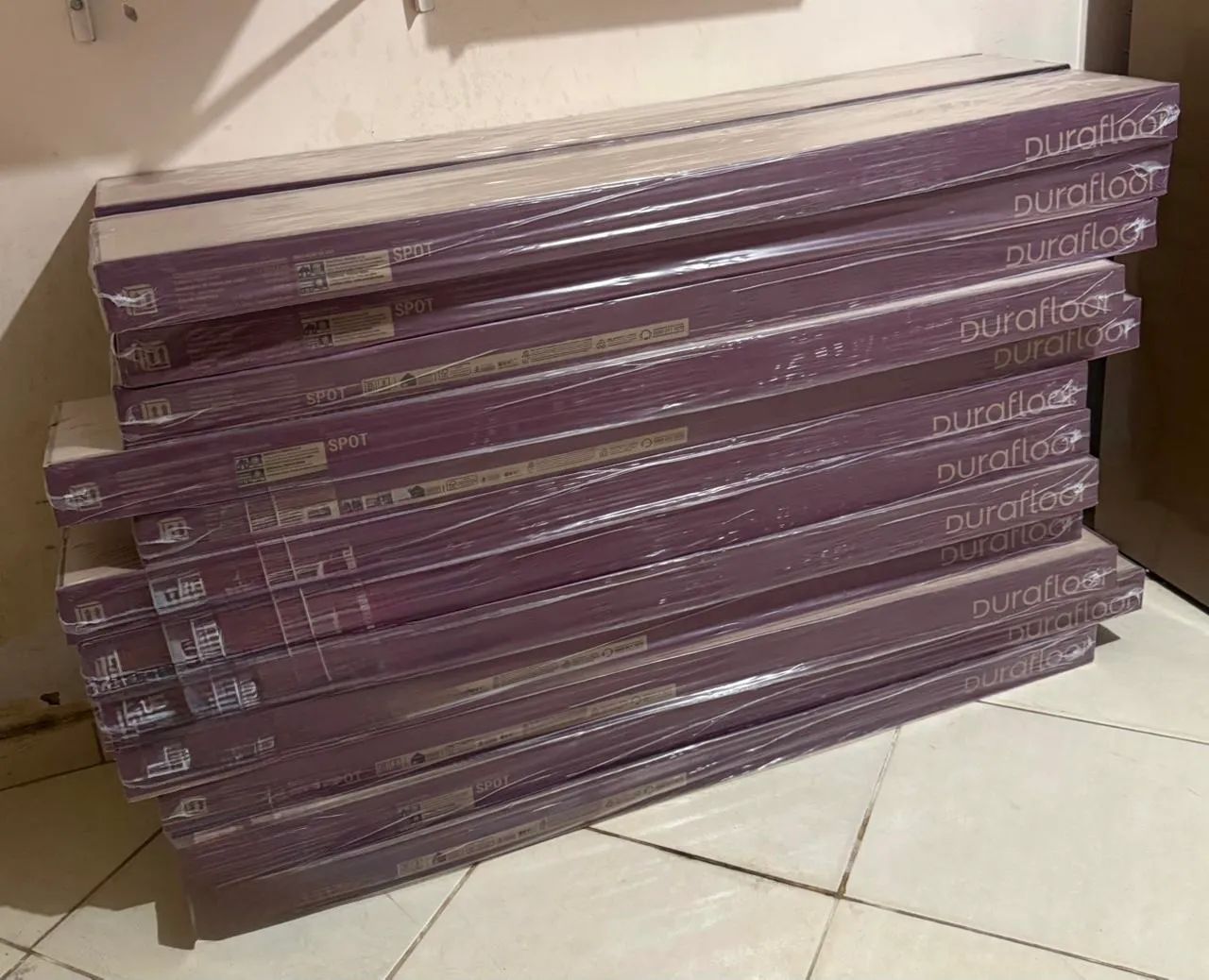 10 caixas Piso Laminado Durafloor Spot Roma - Foto 2
