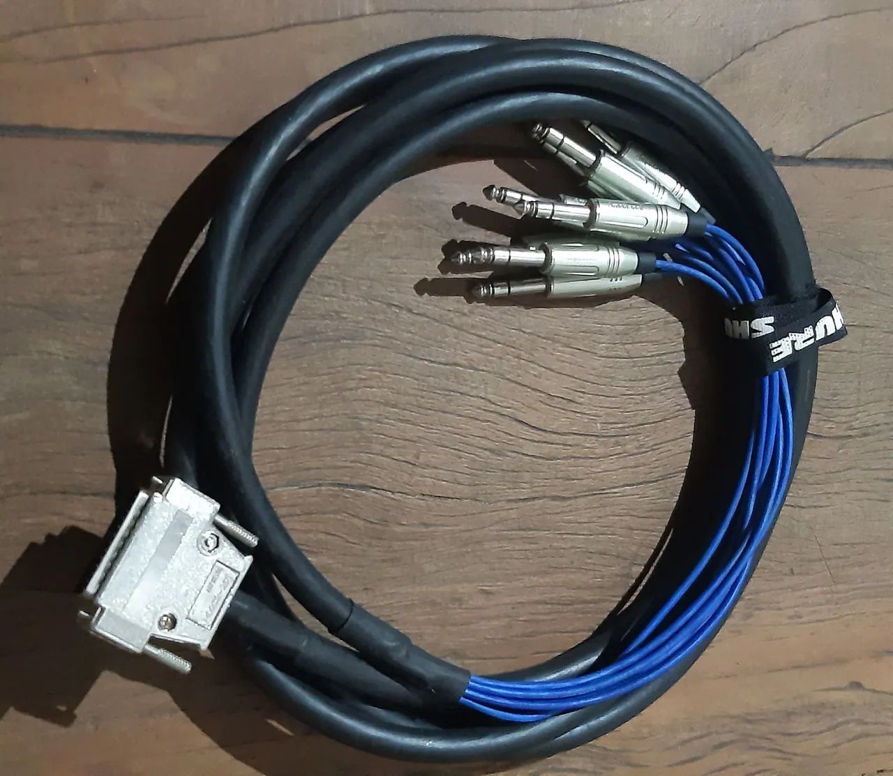 Medusa p10 estereo db25