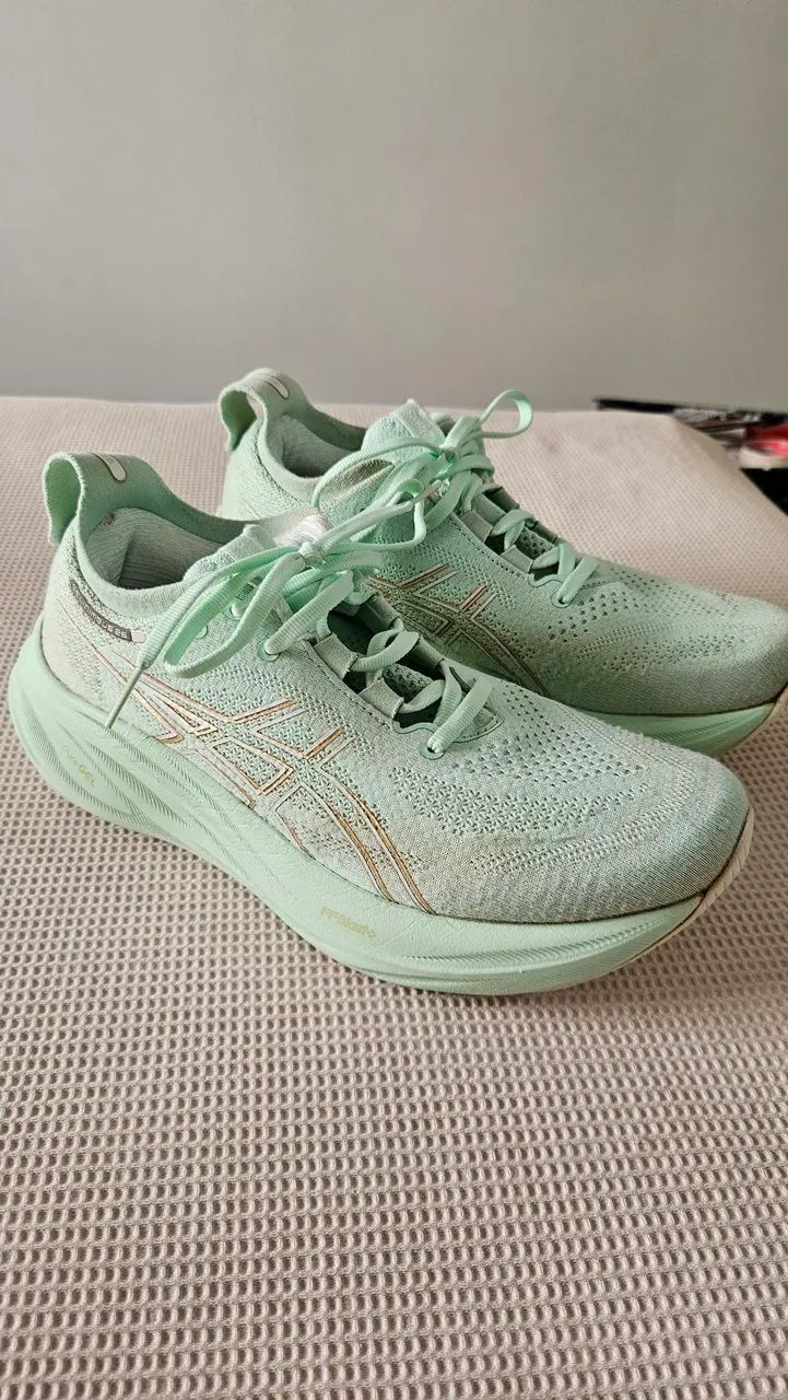 Tênis Asics Nimbus 26 Feminino