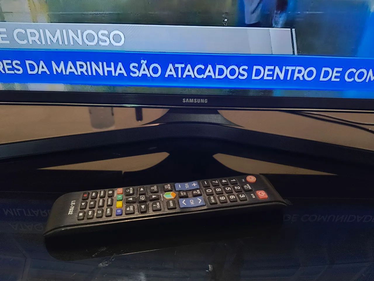 Smart Tv Samsung 40 resolução 4k UHD perfeito estado rara de encontrar - Foto 3