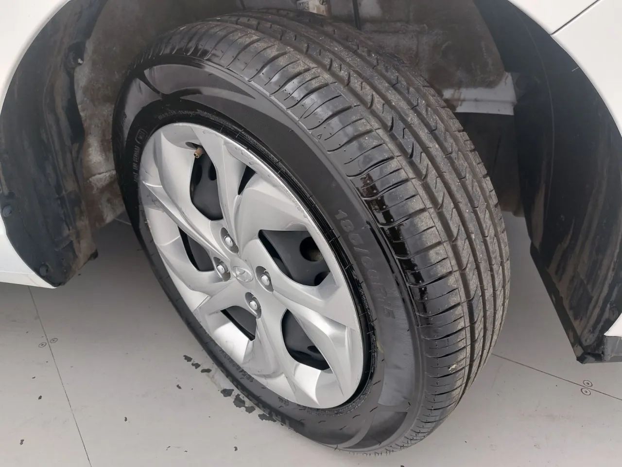 Hyundai HB20 Comfort Plus 1.0 Flex 12V Mec. 2025 - Foto 13