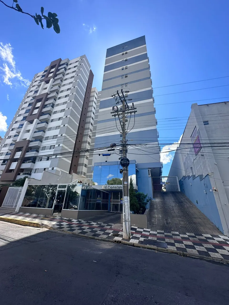 Apartamento para aluguel possui 134 metros quadrados com 2 quartos em Centro-Norte - Cuiab