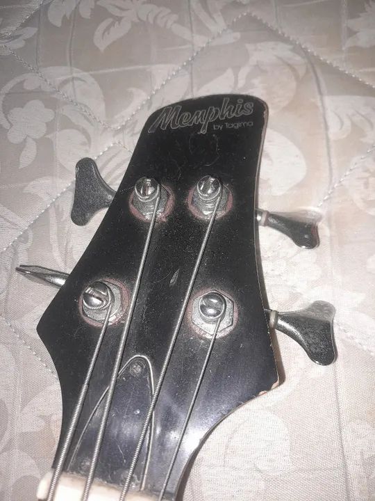 Contrabaixo 4 cordas e caixa de som! - Foto 3