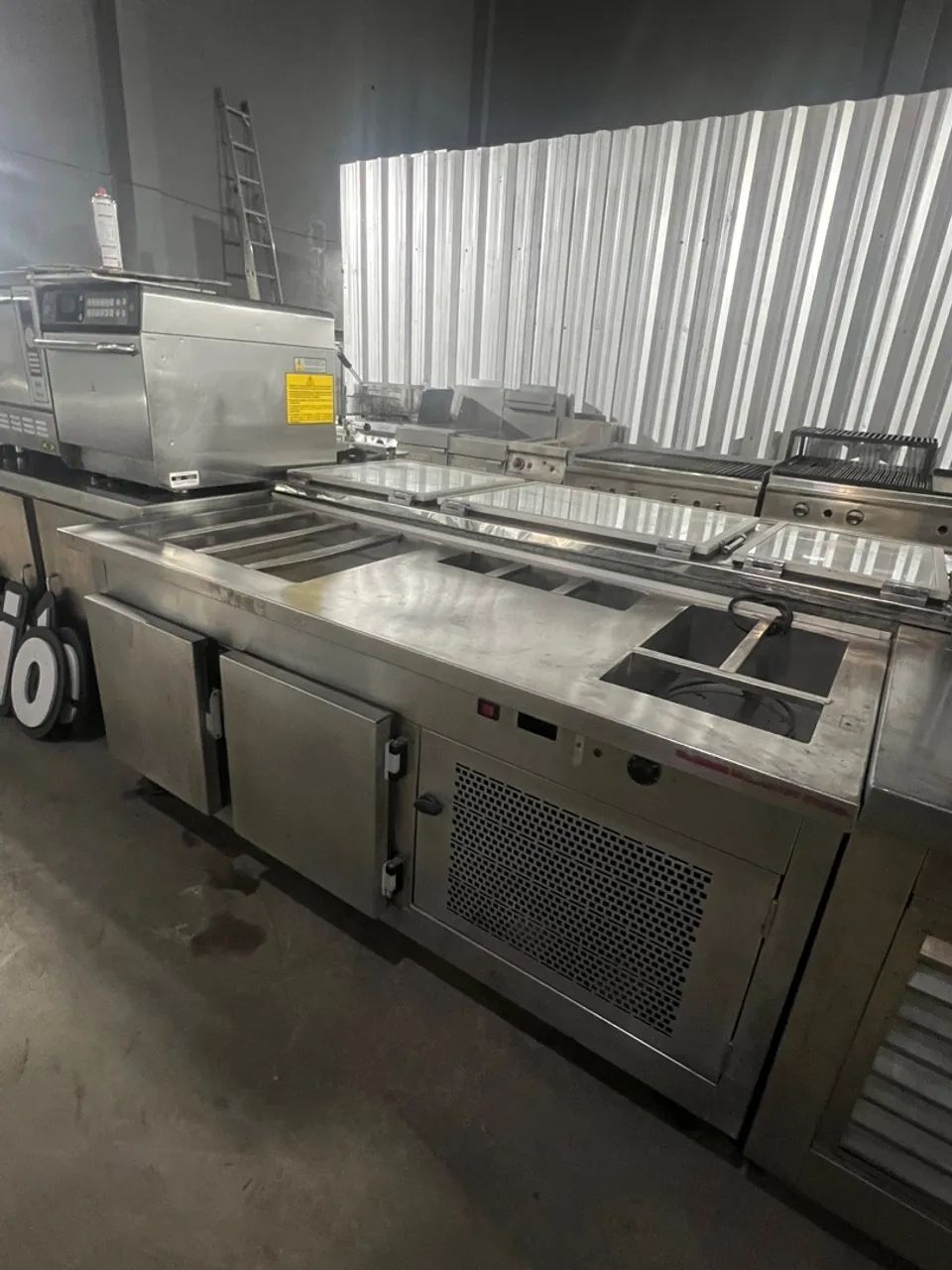 Balcão Refrigerado para Restaurante/Comércio com pista quente e fria  - Foto 4