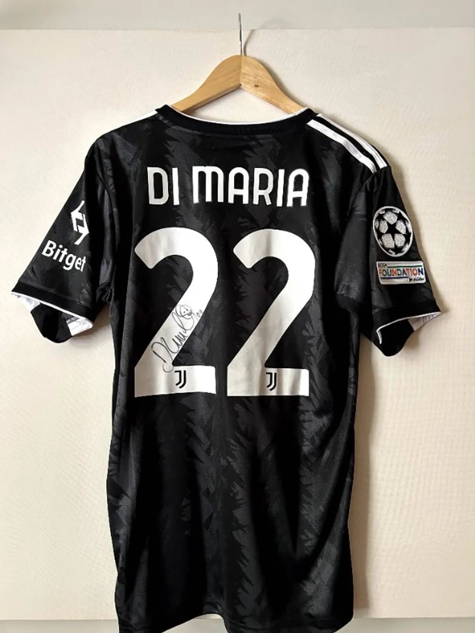 Camisa Juventus away 22-23 Di Maria - AUTOGRAFADA