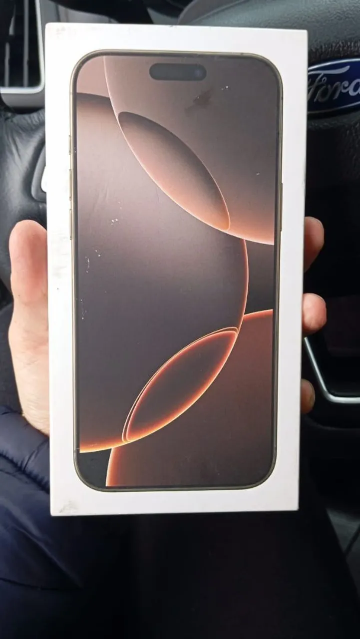 iPhone 16 pro Max 1 TB desert lacrado