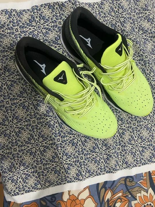 Tênis de corrida Original Mizuno Wave Sky 6- Tamanho 44 - Foto 2
