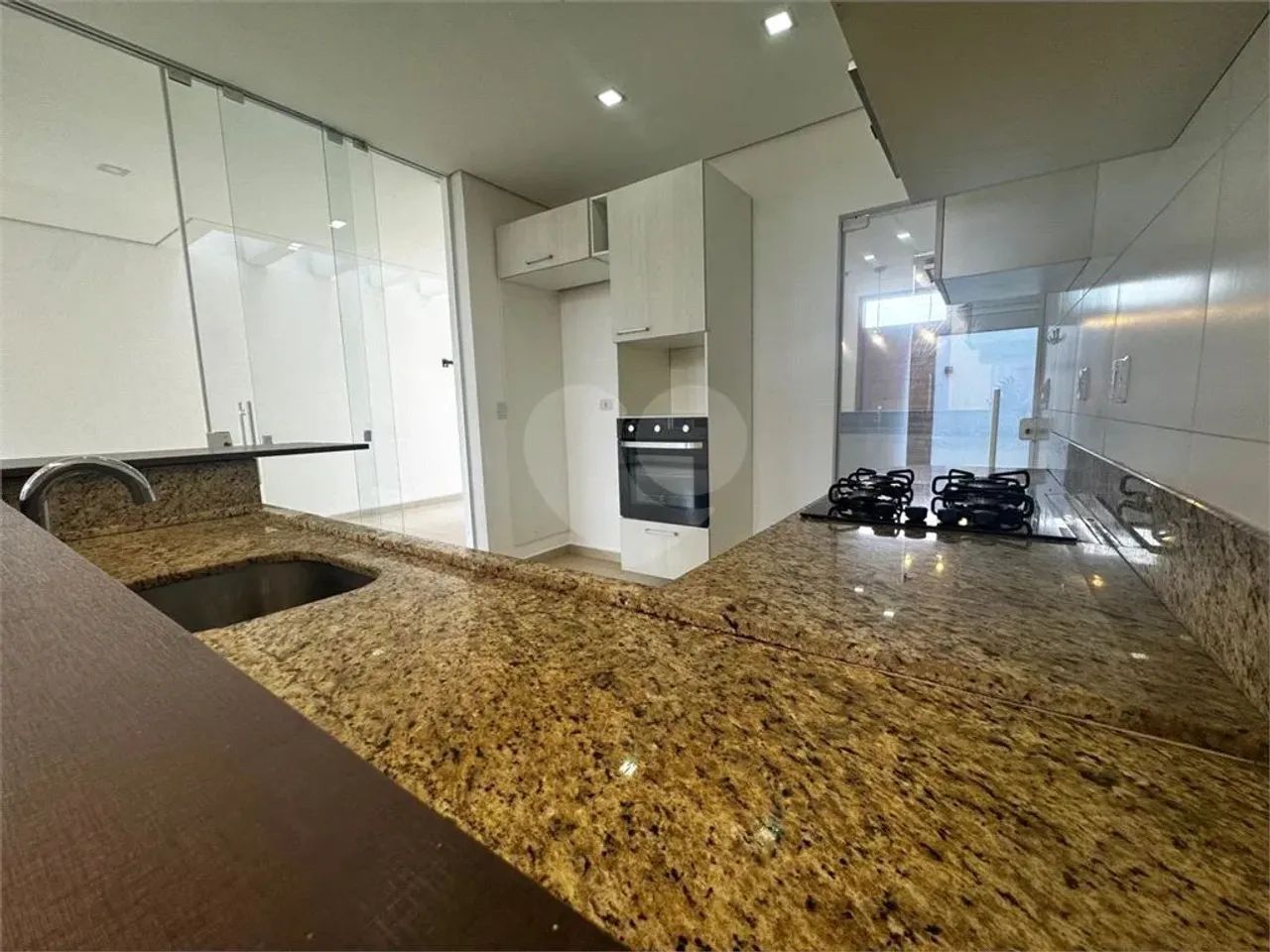 Casa para alugar com 3 quartos, sendo 1 suíte, no condomínio Terras de São Francisco, Soro - Foto 10