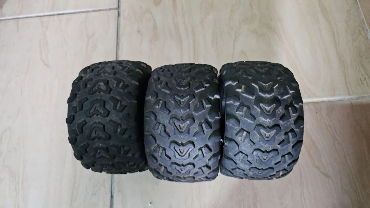 Rc 3 Rodas Traxxas Revo 17mm  - Foto 4