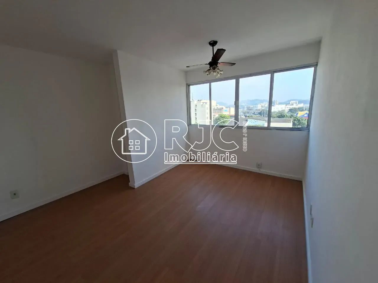 Imóvel para venda possui 60 metros quadrados com 2 quartos - Foto 2