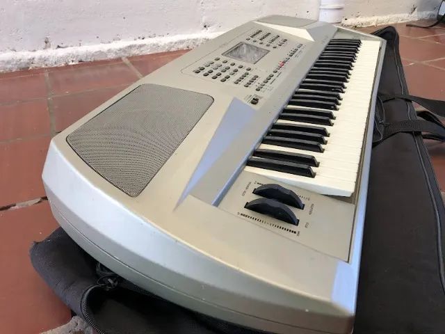 Teclado XD9 Ketron Arranjador  c/Ritmos Brasil parcelo,avalio troca,NÃO faço Enjoei - Foto 5