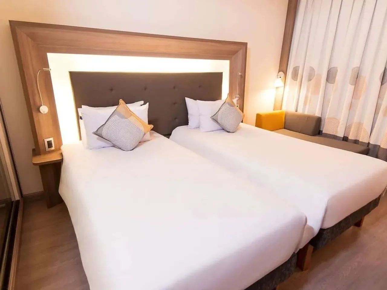 Novotel Santos, acomodações a apenas 7 minutos a pé da Praia do Gonzaga - Foto 3
