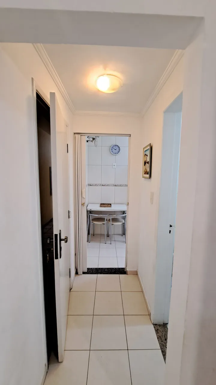 Vende-se sala living próximo à praia Ponta da Praia Santos/SP