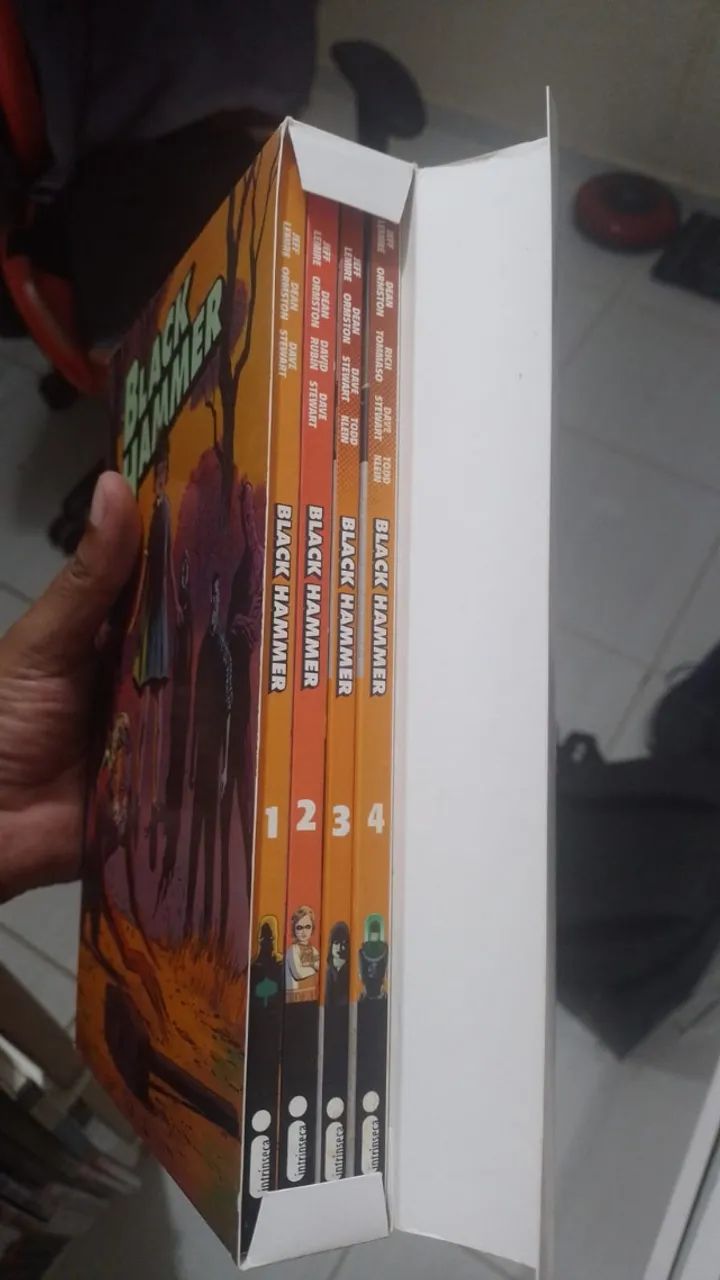 Black Hammer (completo)