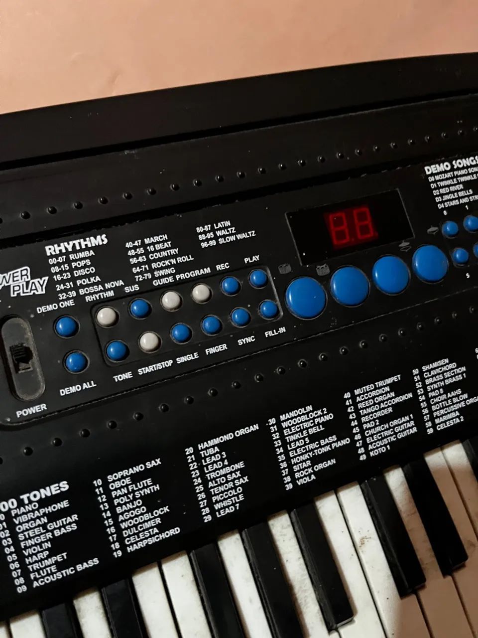 Teclado Musical 61 teclas com 100 sons e ritmo