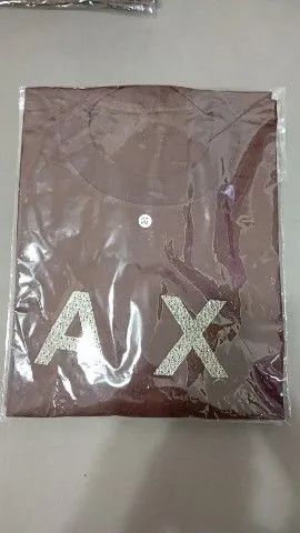 T shirt masculinas multi marcas,varias cores e estampa - Foto 2