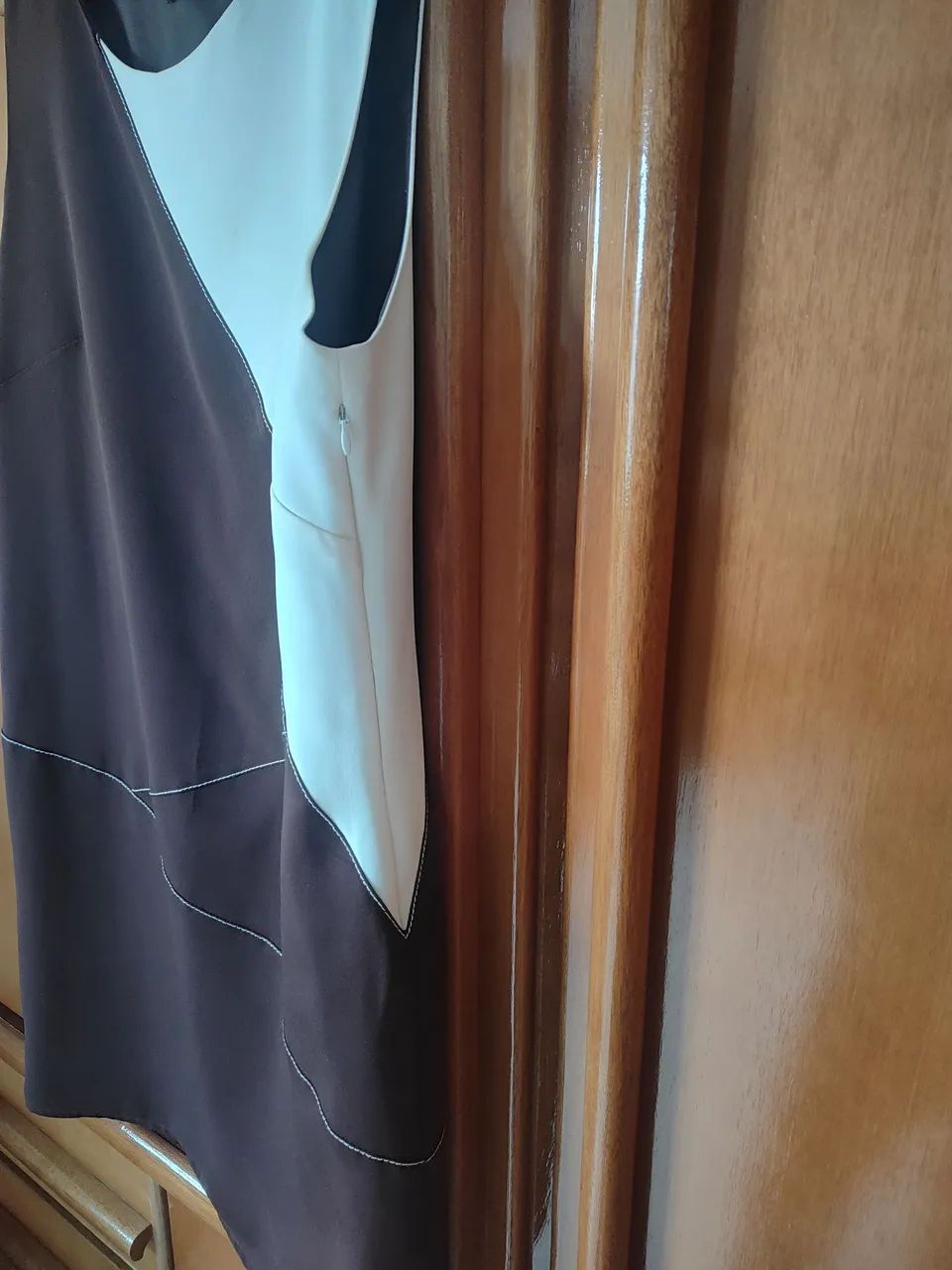 Vestido Feminino Elegante com Detalhes - Foto 3