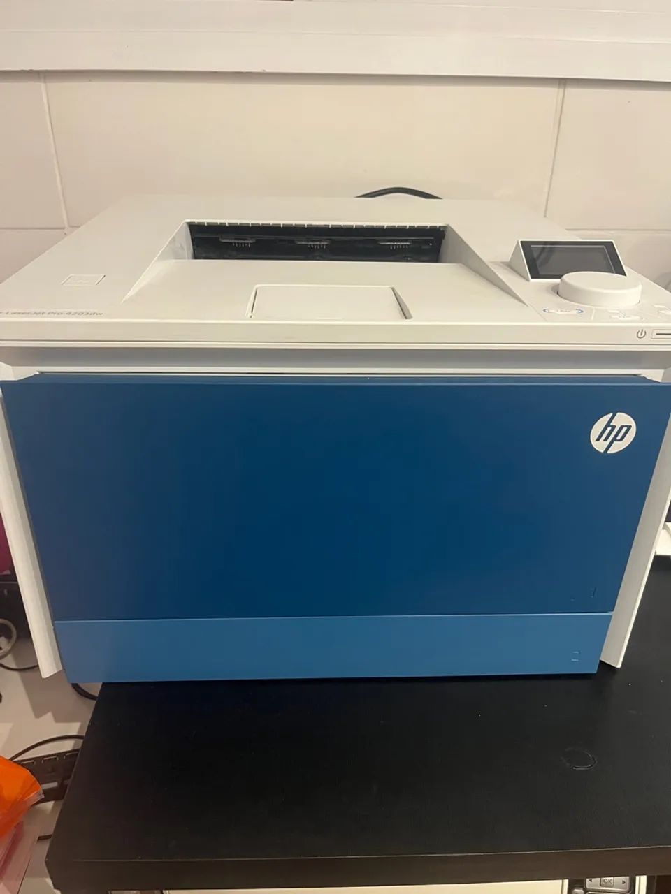 Impressora a laser colorida Hp Laserjet Pro 4203dw A duplex Wi-Fi cor Branco - Foto 4