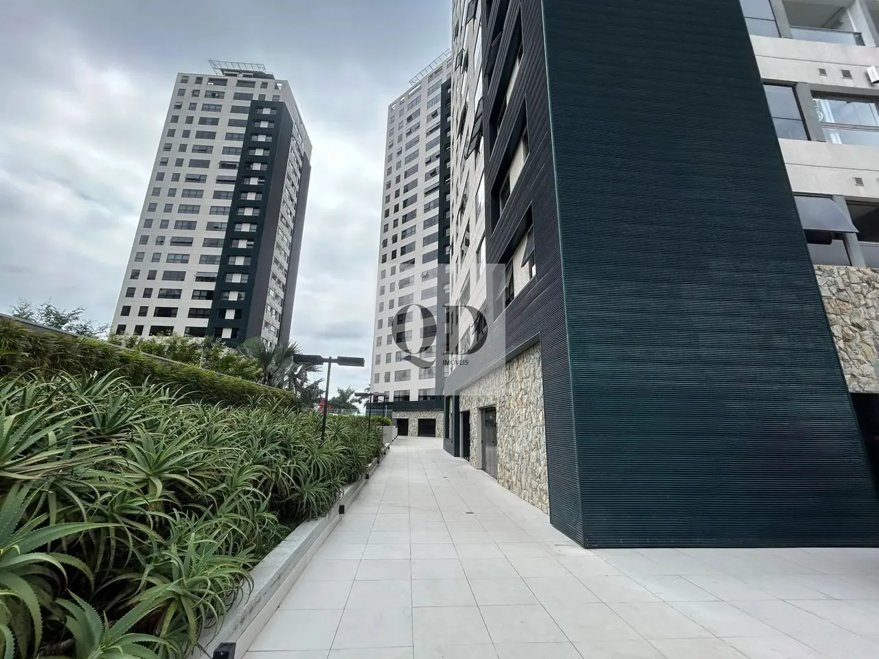 Apartamento para alugar no bairro Praia Brava - Itajaí/SC