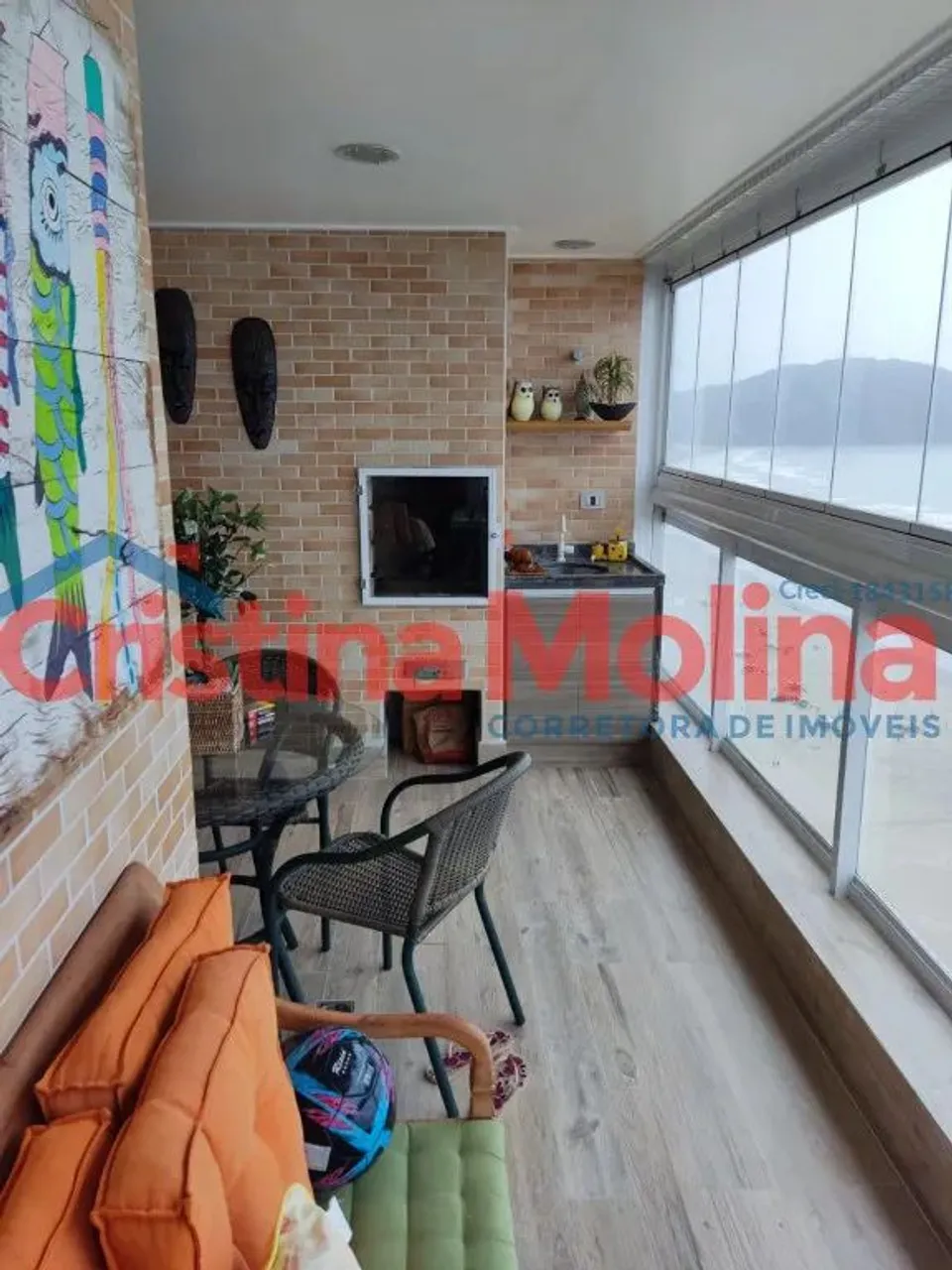 Praia Grande 2 Dorm - 1 Suíte - Varanda Gourmet - 2 vagas - Frente 100% Mar em Condomínio