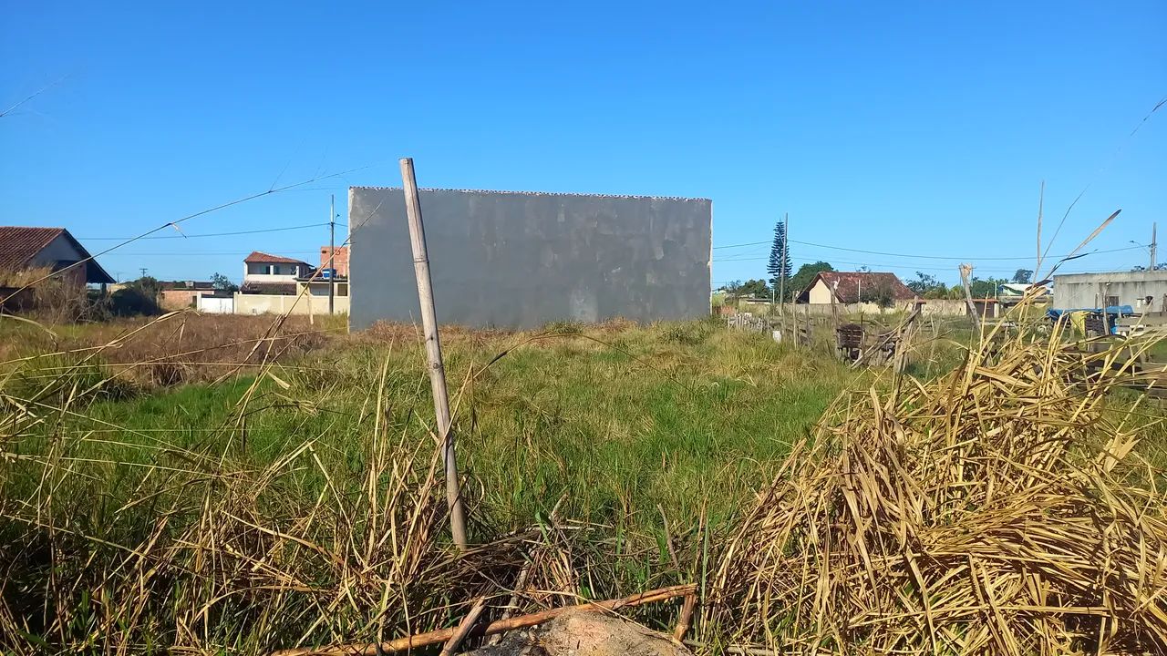 Lindo terreno perto da lagoa Saquarema - RJ !!! - Foto 4