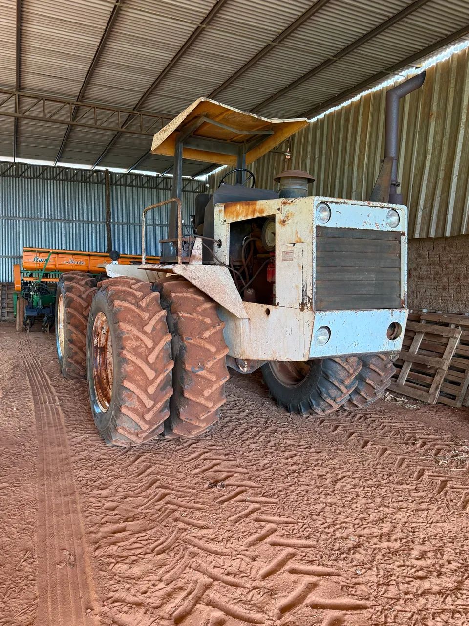 Trator Muller TM 14 4X4 Ano 1987