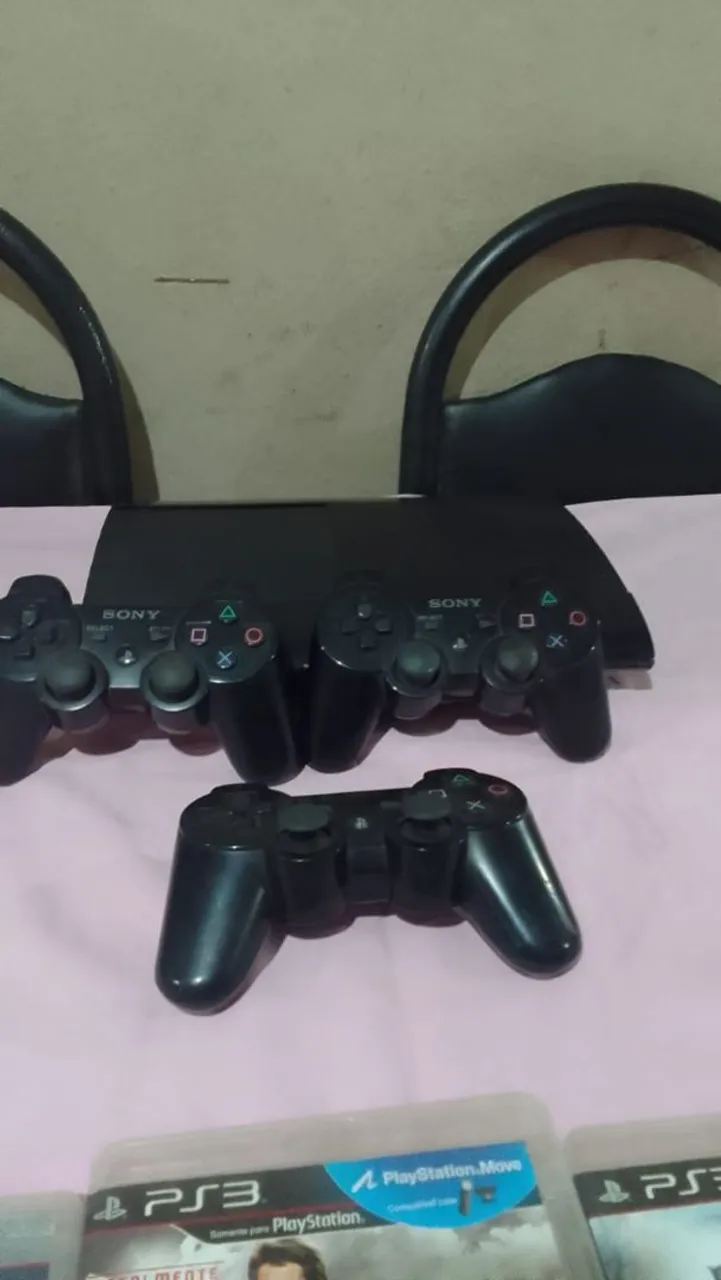 Playstation 3 Completo com Controles e Jogos