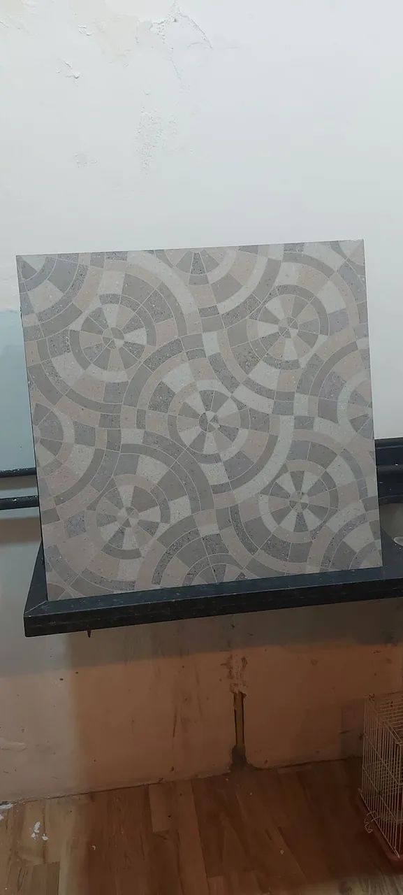 Porcelanato 62,8 x 62,8 cm - 1,97 m² - Foto 3
