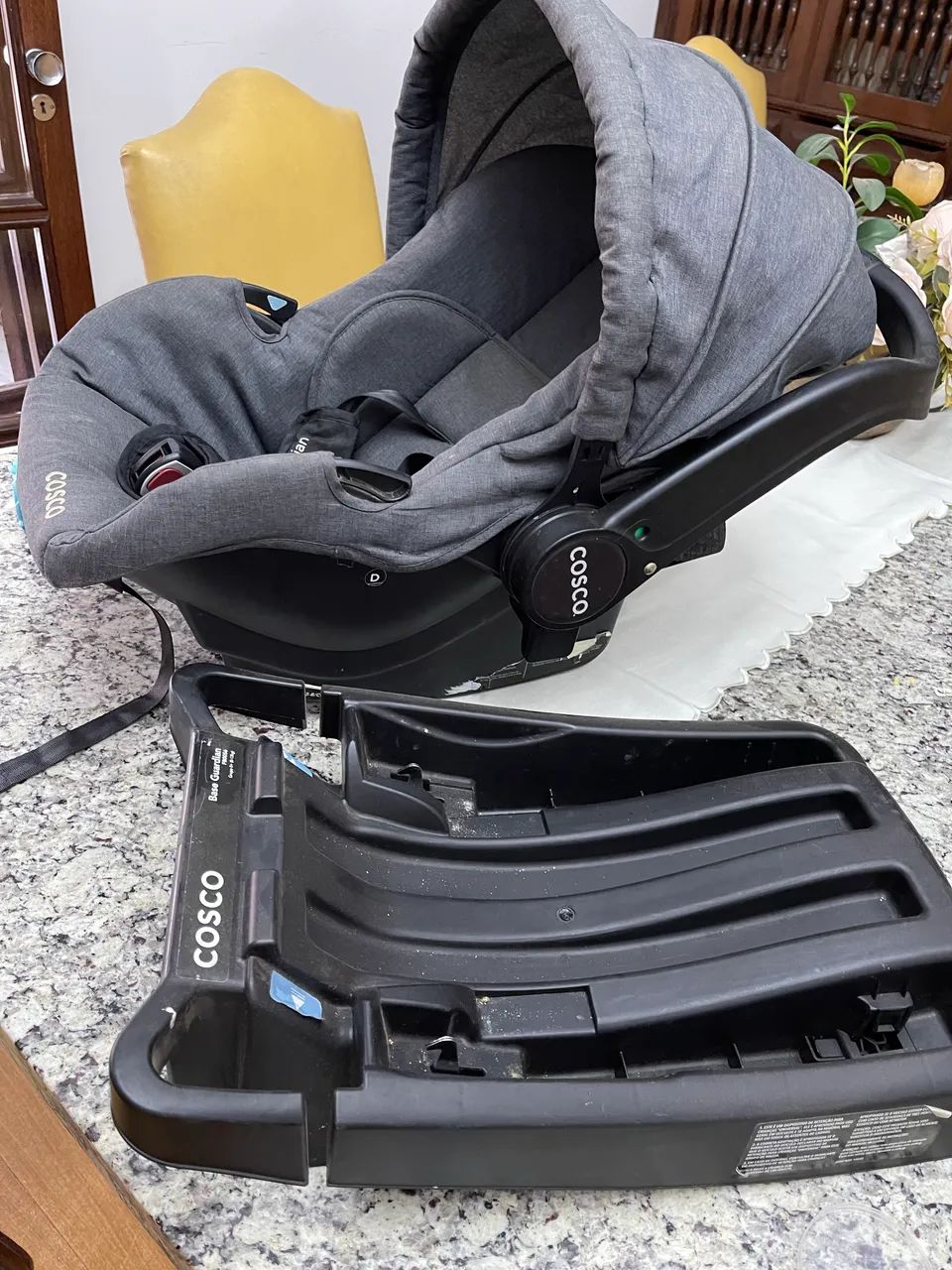 Bebê Conforto Cosco Guardian com base - Foto 4