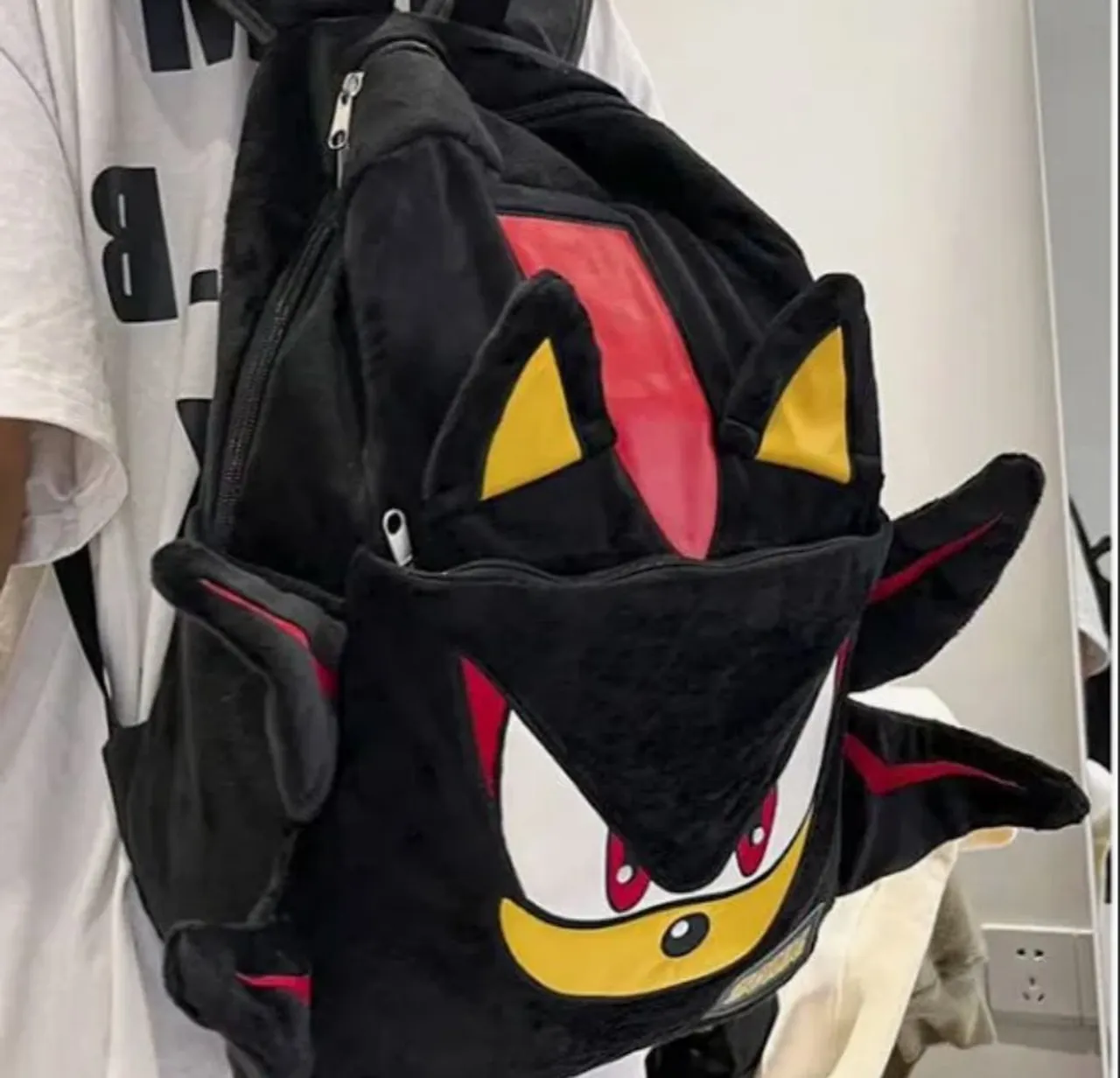Mochila do Shadow the Hedgehog - Usada!