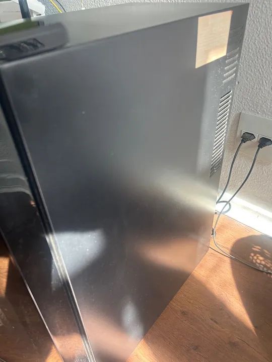 Adega Climatizada 12 garrafas Philco - Foto 3