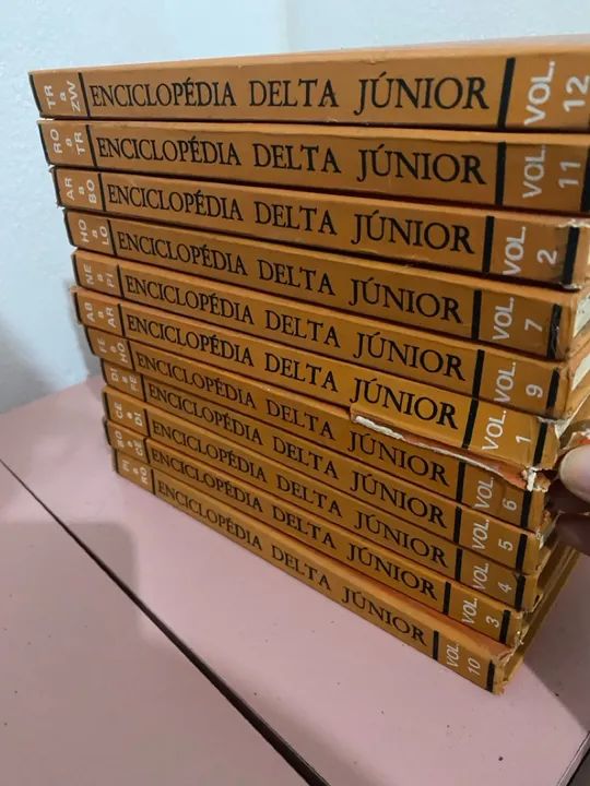 Coleção enciclopédia delta Júnior