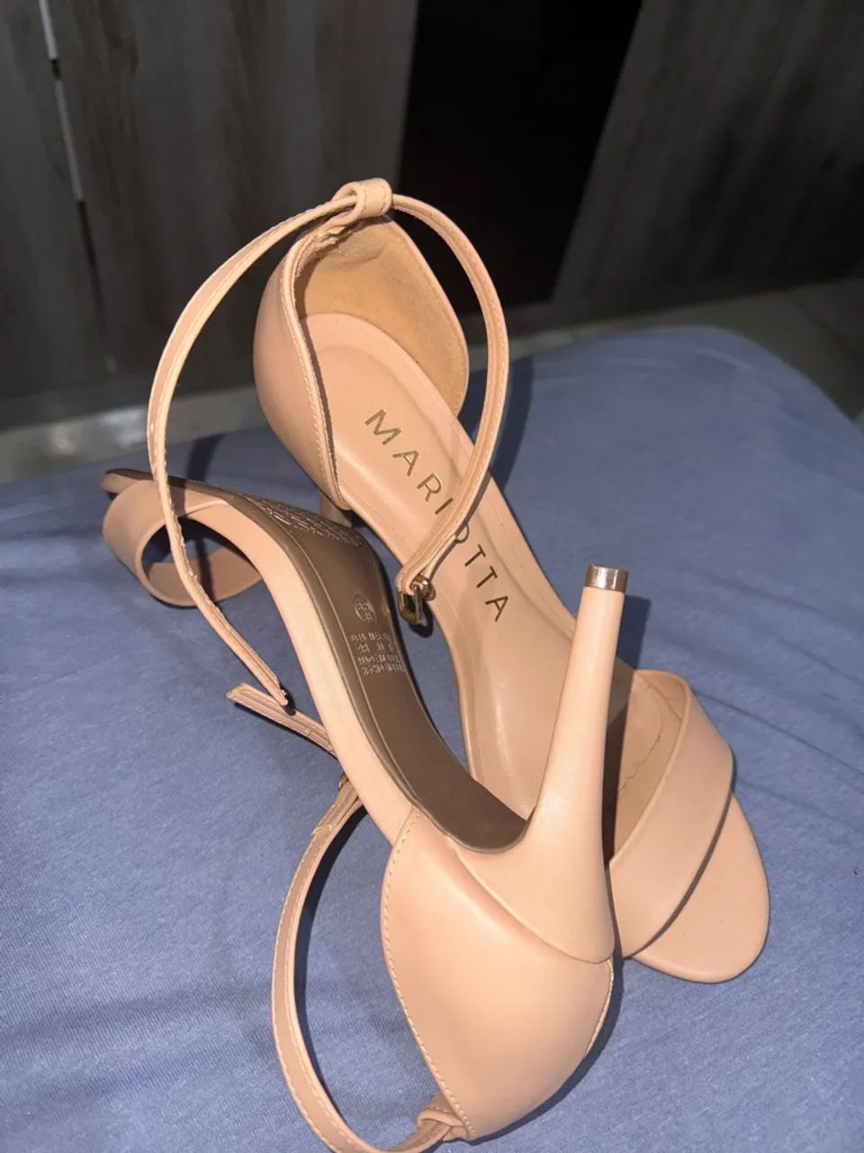 Sandália Mariotta nude com salto fino