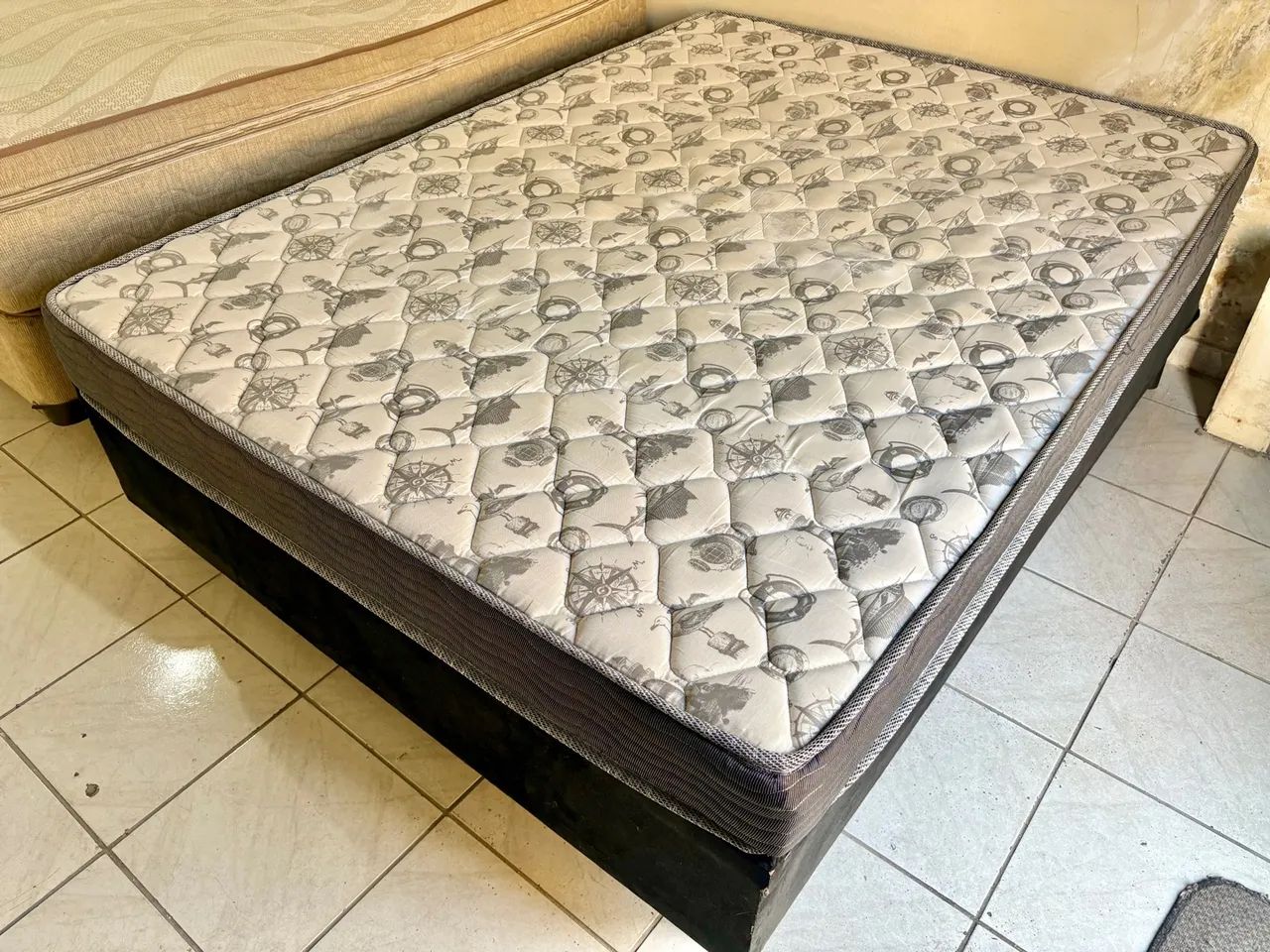 Cama box de casal , cama de casal , cama com colchão  - Foto 3