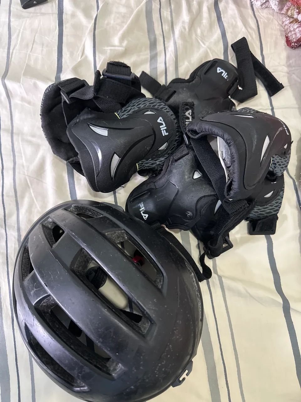 Venda patins número 37 ao 40 mais kit proteção completo  - Foto 3