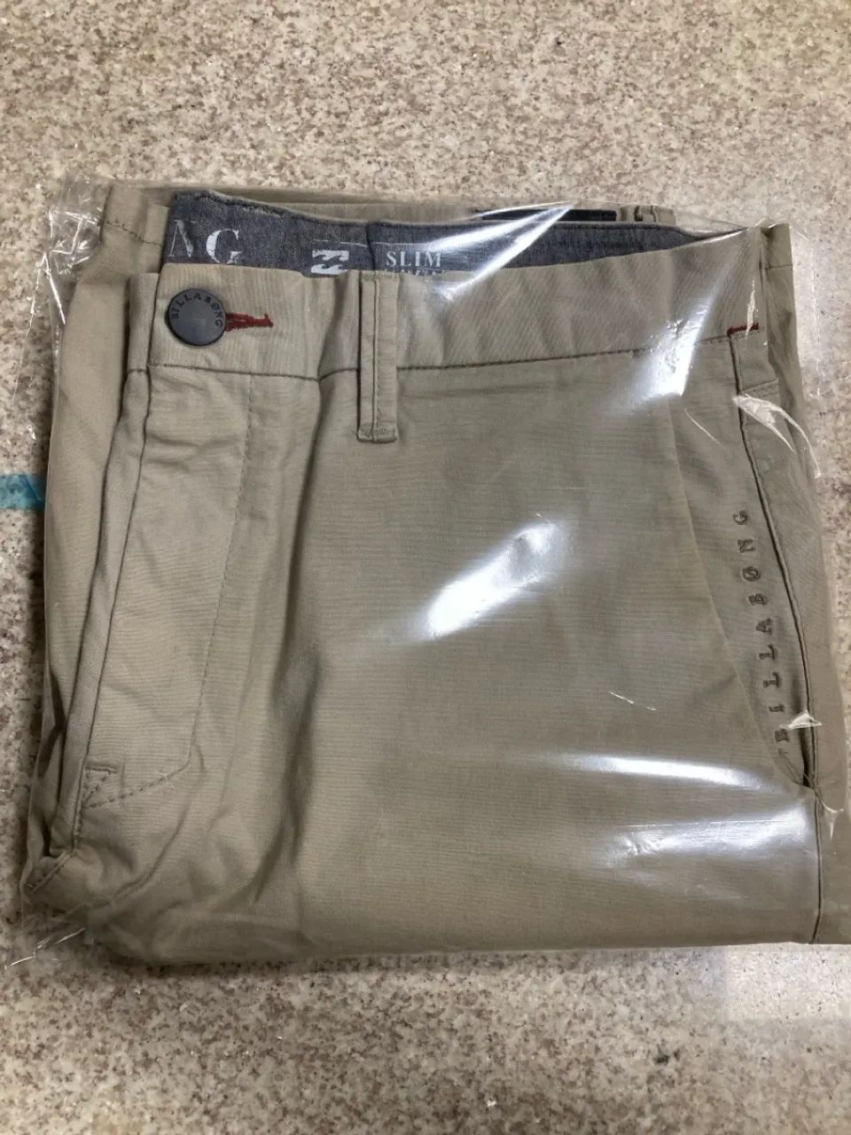 Bermuda de Sarja Masculina Billabong Slim Bege