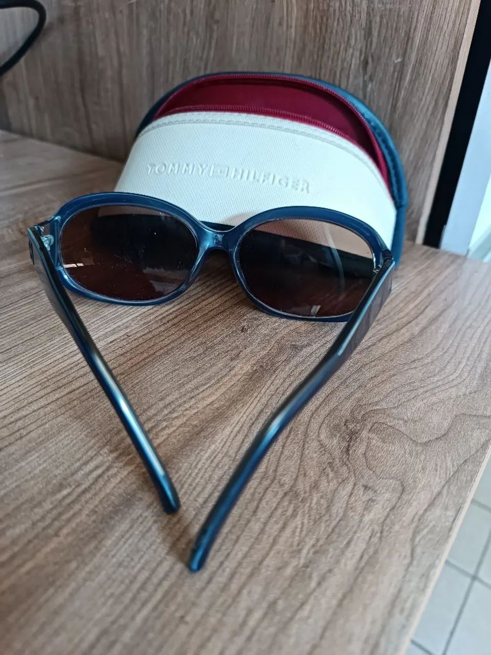 Óculos de Sol Tommy Hilfiger Original Italy - Foto 5